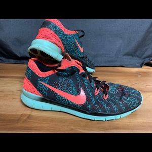 Nike Women’s TR 5.0 Fit Sneakers